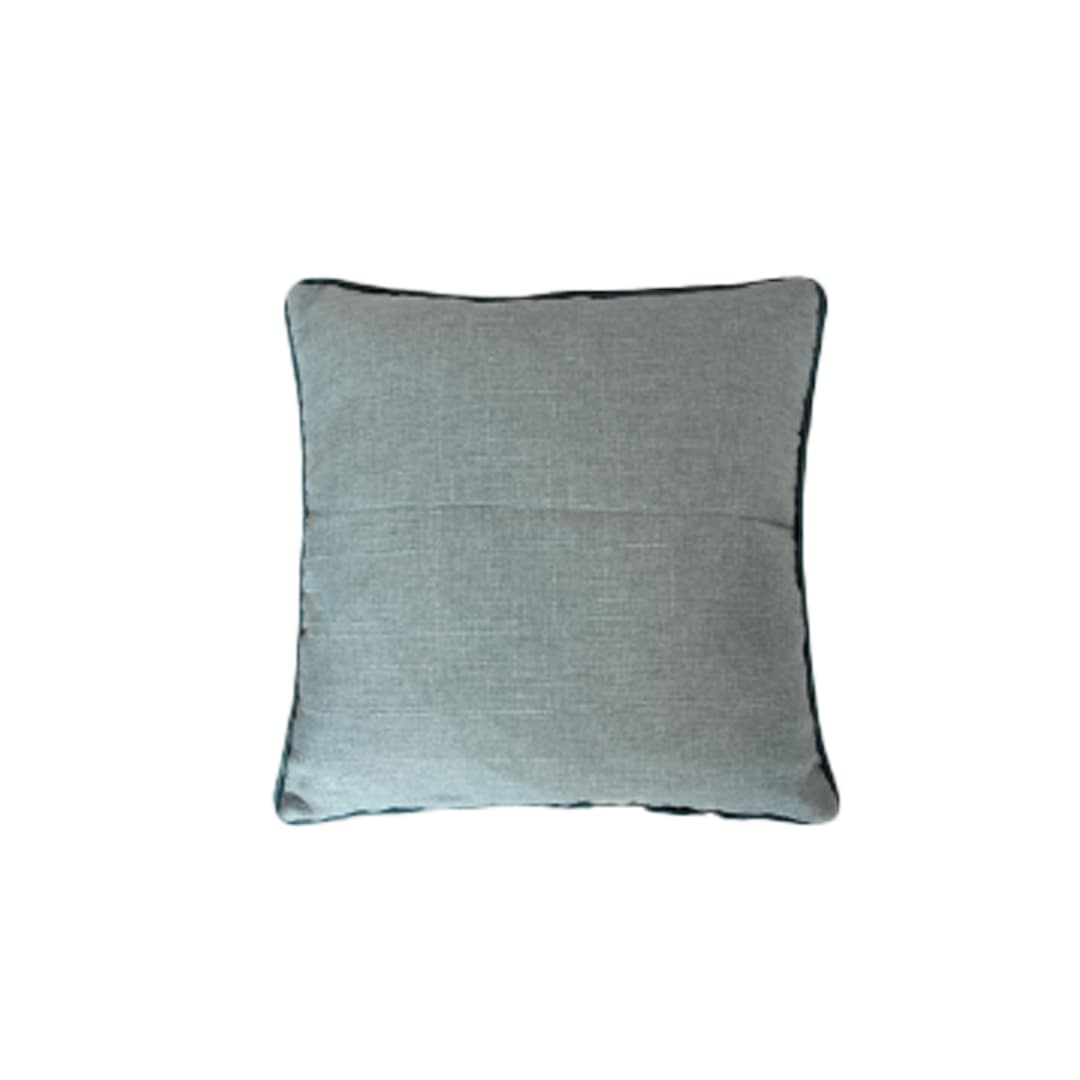 CLOUD CUSHION